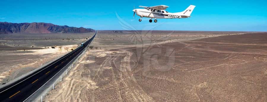 From Ica: Flight over the Nazca Lines - Inside the small plane: windows, capacity, and what the guide does in the air
