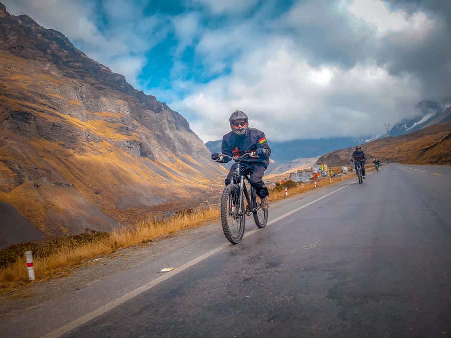 From La Paz: 3-Day Biking Tour Death Road & Uyuni Salt Flats - What to Pack and Bring (So the Trip Feels Easy)