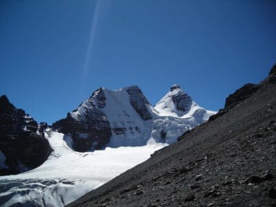 From La Paz: Condoriri Andes, Pico Austria Full Day Hiking - Condoriri National Park at 4,600 meters: what the day feels like
