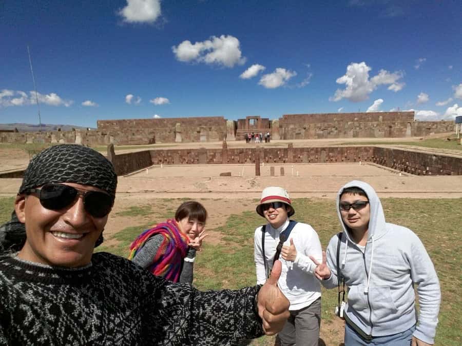 From La Paz: Tiwanaku and Lake Titicaca One-Day Tour - Morning Pickup at 8:00 AM and the Reality of Road Time