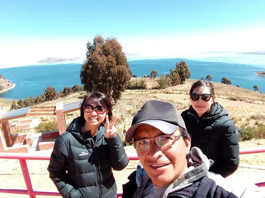 From La Paz: Tiwanaku and Lake Titicaca One-Day Tour - Huatajata Shoreline and the Totora Boat Ride on Lake Titicaca