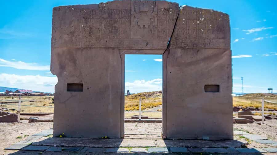 From La Paz: Tour of Tiwanaku Ruins - Monoliths and Puma Punku: where the wow factor shows up