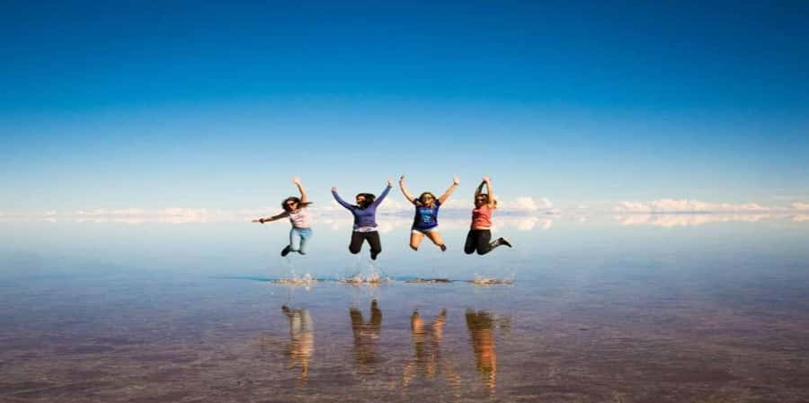 From La Paz: Trip to Uyuni Salt Flats with Wine at Sunset - Fun Photo Time: How to Get Better Pictures on the Salt
