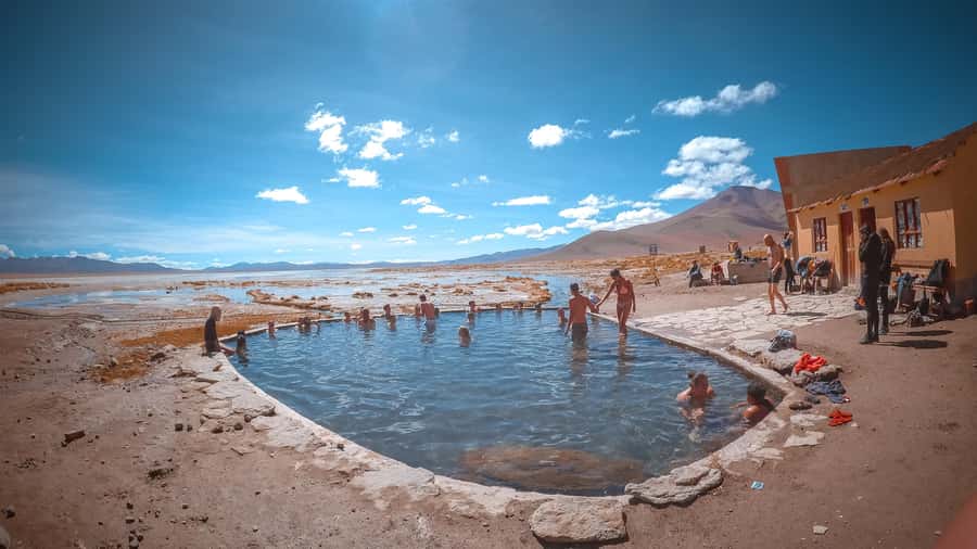 From La Paz: Uyuni and Andean Lagoons 5-Day Guided Trip - Who this trip suits best