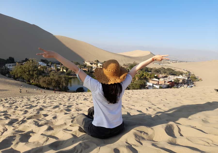 From Lima: Ballestas Islands, Huacachina with buggy Economic - From Miraflores to Paracas: the ultra-early start you need to respect