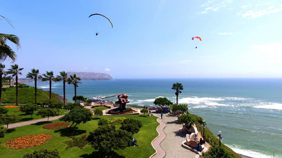From Lima: City tour Prehispanic + Colonial & Modern Lima - San Francisco Convent and the catacombs: colonial art underground
