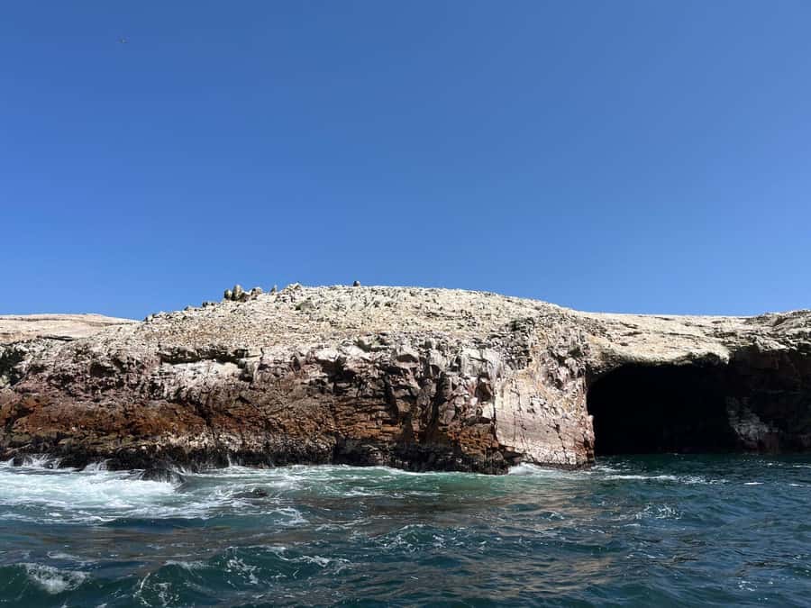 FROM LIMA: FULL DAY PARACAS, ICA, AND HUACACHINA - Top reasons this Lima-to-3-places day trip works
