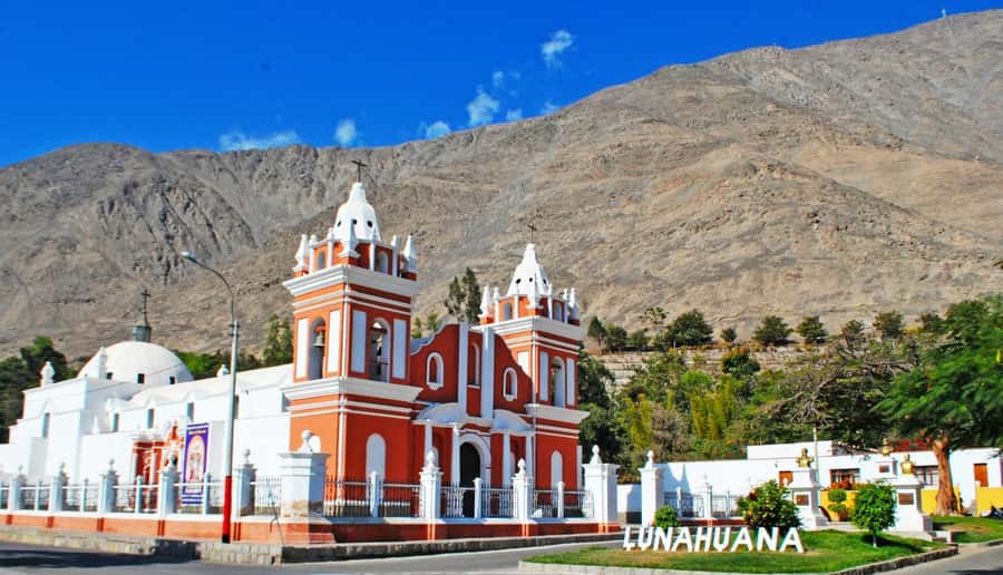 From Lima | Lunahuana River Rafting | Adventure in Canete - Meeting point at La Rambla: easy to find, early to leave