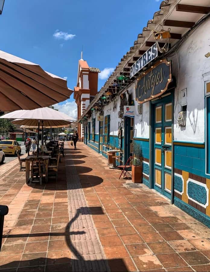 From Medellín: Full-Day Colonial Towns of Antioquia - El Retiro: plazas for wandering and woodworking talent for real character