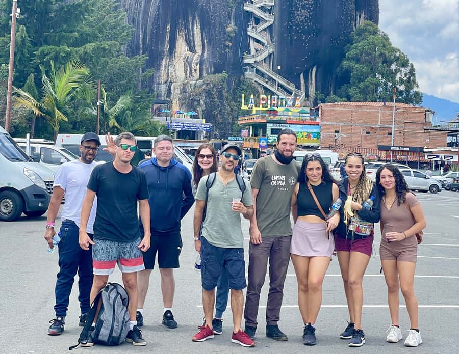 From Medellin: Guatapé Day Trip with El Peñol Rock and Lunch - Key highlights at a glance