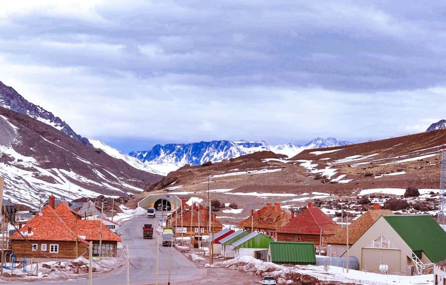 From Mendoza: A Trip Across the Mountain to Atuel Canyon - Atuel Canyon: The Long River That Carves the Drama