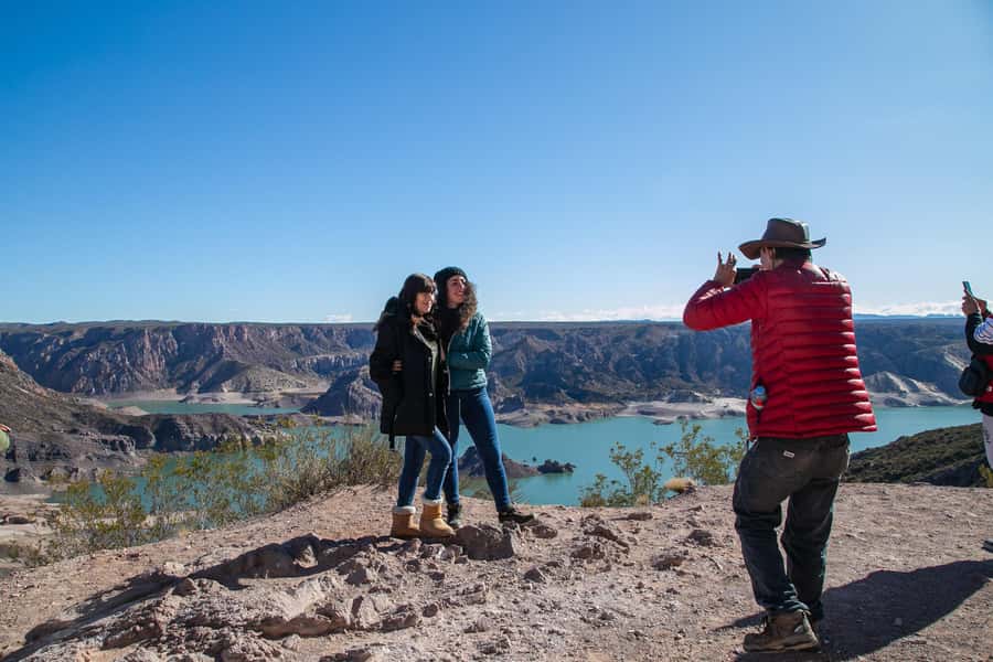 From Mendoza: Atuel Canyon Day Trip - Atuel Canyon: the geology highlight with Hanging Gardens and Rivadavia’s Armchair