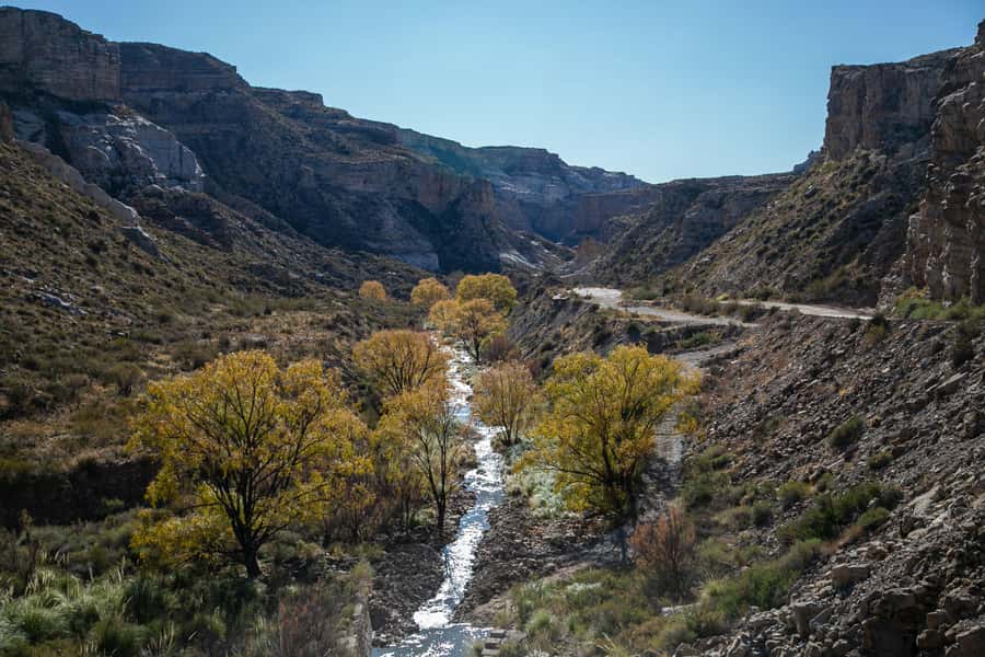 From Mendoza: Atuel Canyon Day Trip - San Rafael’s guided city tour: historic and cultural time at the end