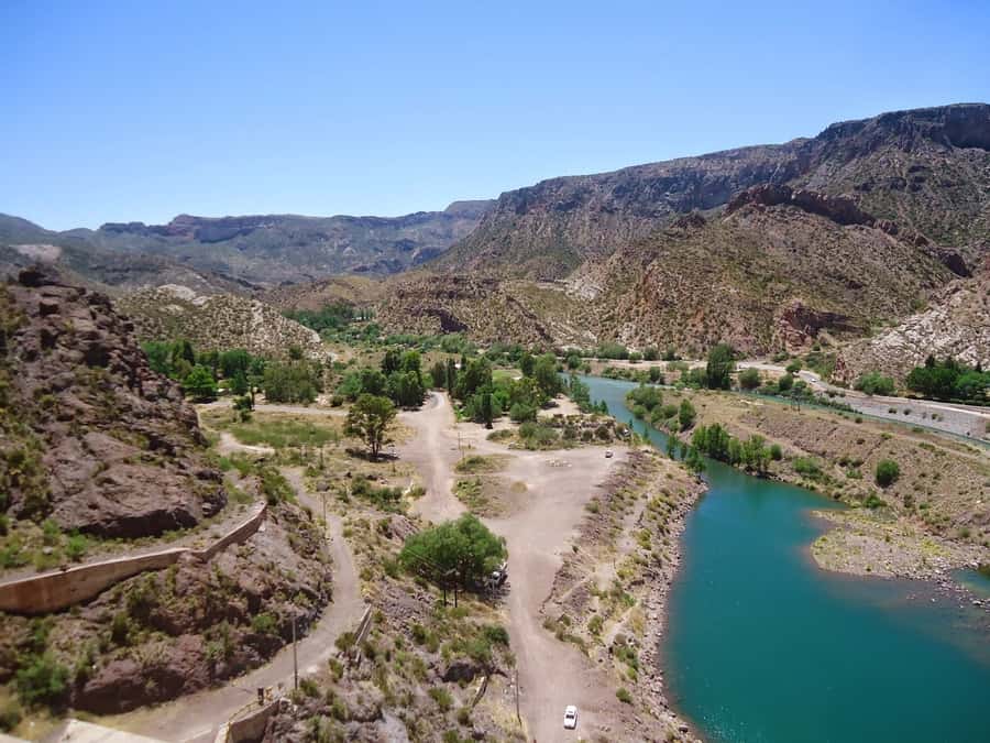From Mendoza: Atuel Canyon Day Trip - Los Nihuiles Hydroelectric Complex: power, water, and big views