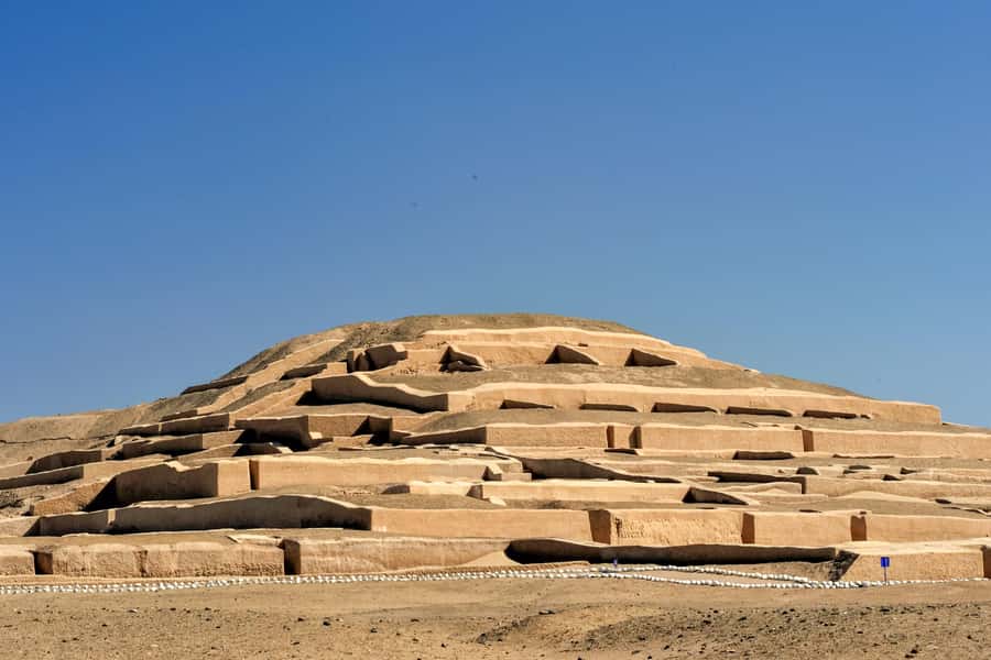 From Nazca: Cahuachi Pyramids Private Tour - Arriving at the Ceremonial Center: What You’ll See First