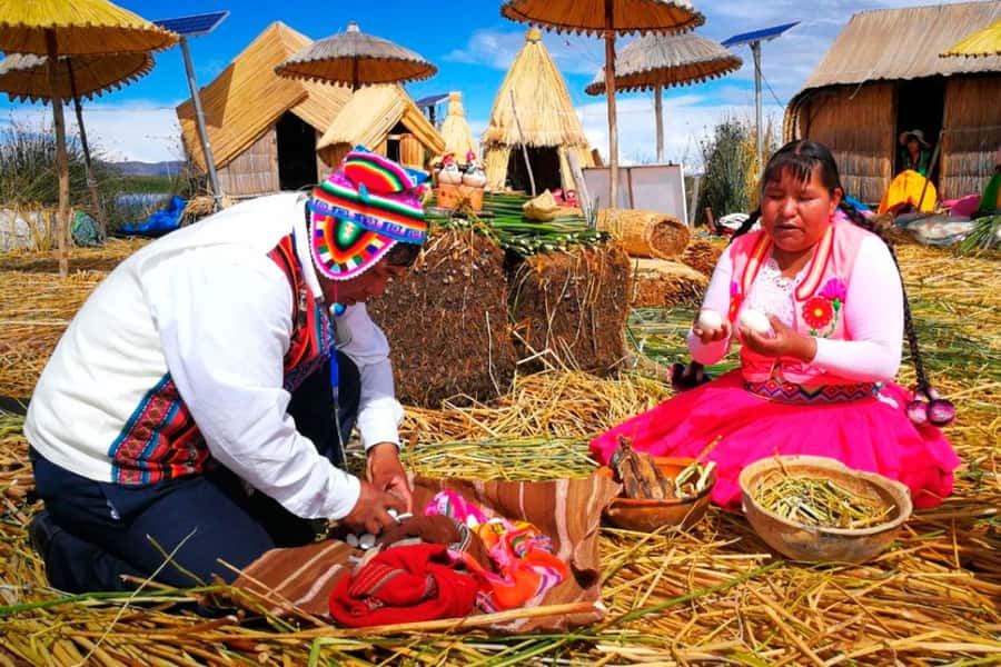 From Puno: Excursion to Uros and Taquile Islands + Income - Puno to the Floating Uros: the morning speedboat rhythm