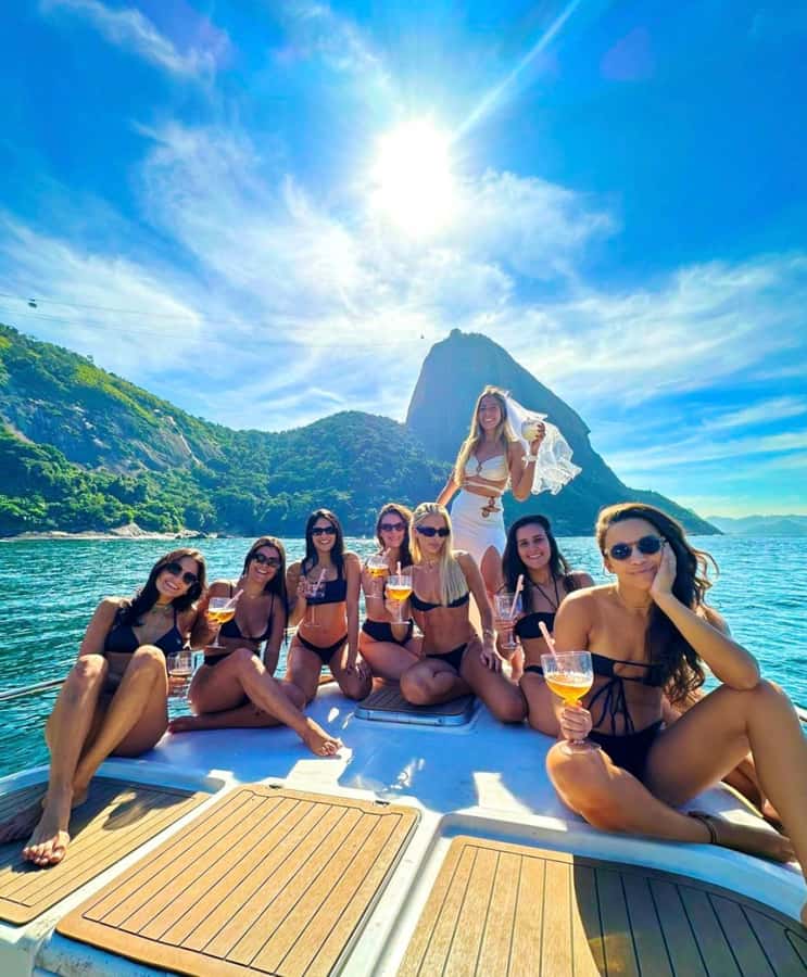 From Rio de Janeiro: Private Speedboat Tour - Routes and Sightseeing: Urca, Vermelha, and Niterói (Plus Ilha da Laje)