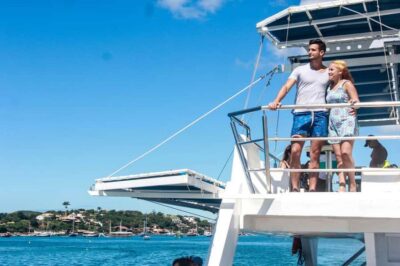 From Rio: Full Day in Búzios with Catamaran Tour and Lunch - The catamaran cruise: comfort plus music (not a quiet day)