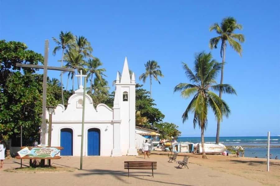 From Salvador: Tour to Praia do Forte and Guarajuba - Praia do Forte: Fishing Village Vibes and Projeto Tamar’s Giant Turtles