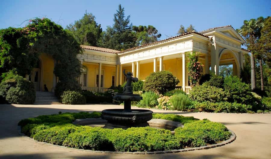 From Santiago: Maipo Valley Wine Tour - Value for $130: when this price makes sense