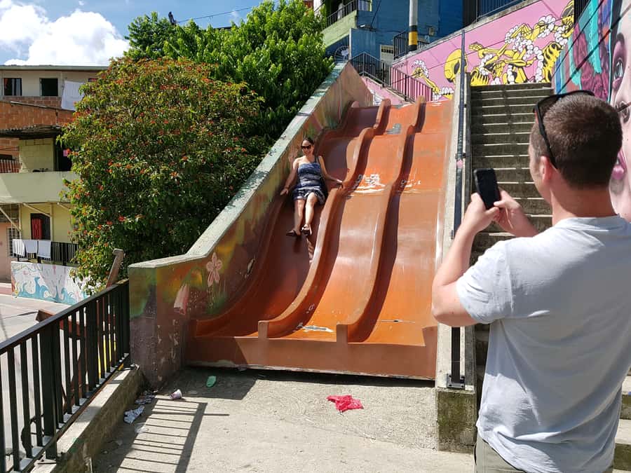 Medellín: Comuna 13, Cable Cars and Botero Statues Tour - Price and Logistics Check: Why $89 Can Be Good Value