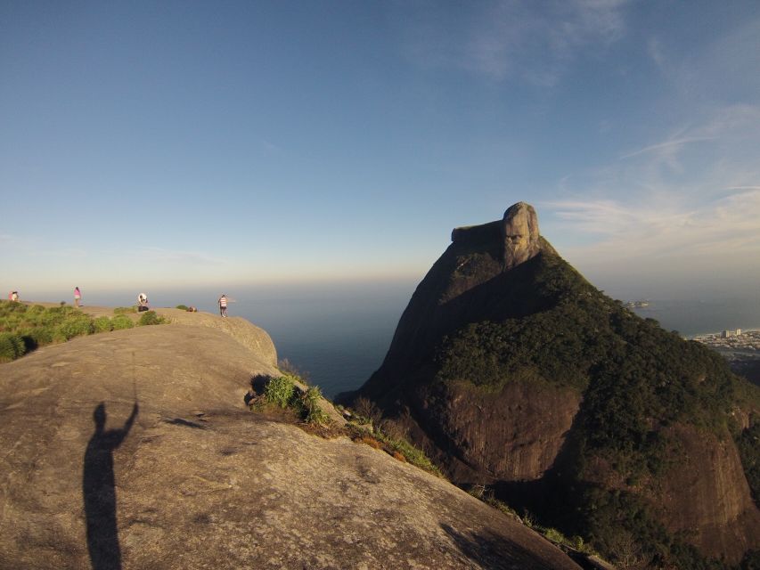 Rio de Janeiro: Pedra Bonita & Tijuca Forest Hike Tour - Getting to Pedra Bonita: why the timing and group size matter