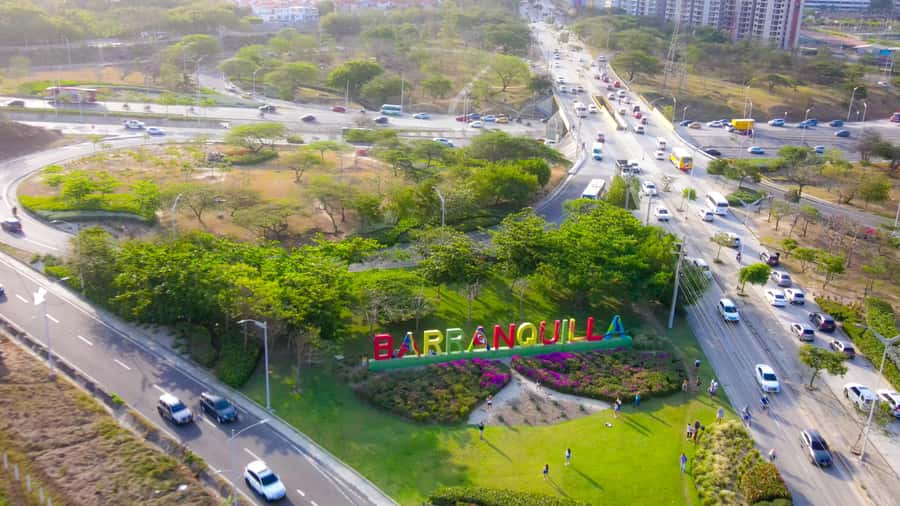 Salida de Cartagena: City Tour a Barranquilla & Santa Marta - Pumarejo Bridge and the big “connective tissue” of the coast