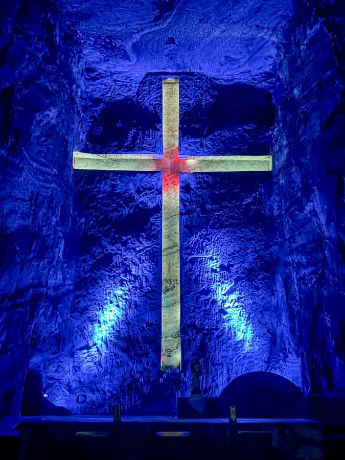 Salt Cathedral and Guatavita Lake with Lunch and Guide - A 9:00 a.m. Start That Sets the Pace Right