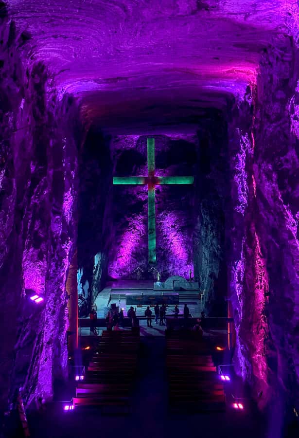 Salt Cathedral and Guatavita Lake with Lunch and Guide - Zipaquirá Lunch: The Kind of Food That Makes You Want to Slow Down