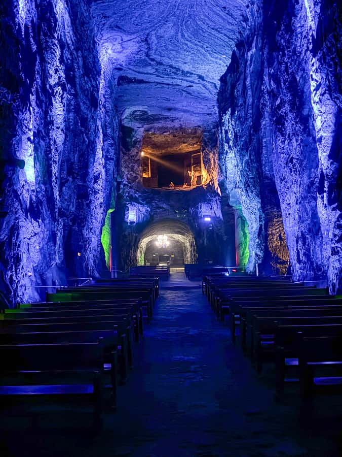 Salt Cathedral and Guatavita Lake with Lunch and Guide - Entering the Salt Cathedral: Art, Faith, and 180 Meters of Quiet