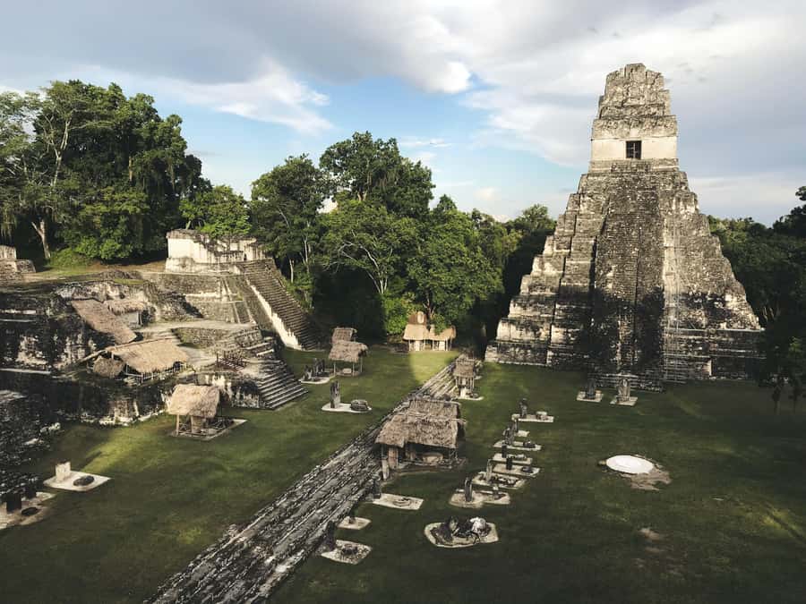 Tikal Privade Tour all included - The guided Tikal ruins walk: 2 hours with context, not just dates